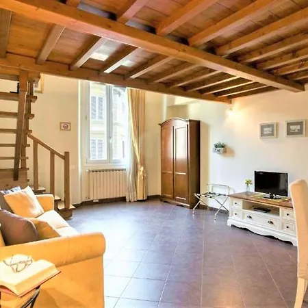 Charming Cavour Heart Of Apartment *