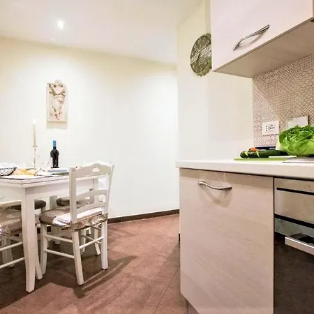 Charming Cavour Heart Of Apartment *