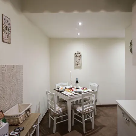 Lägenhet Charming Cavour Heart Of *