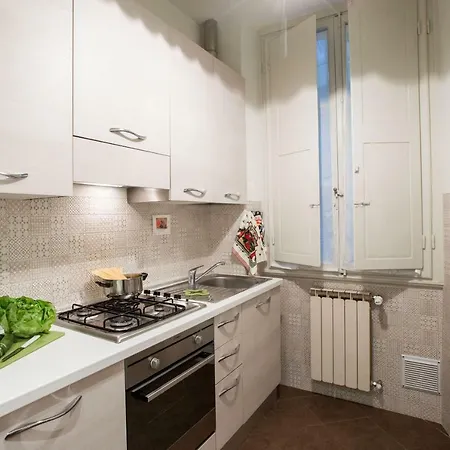 Apartment Charming Cavour Heart Of